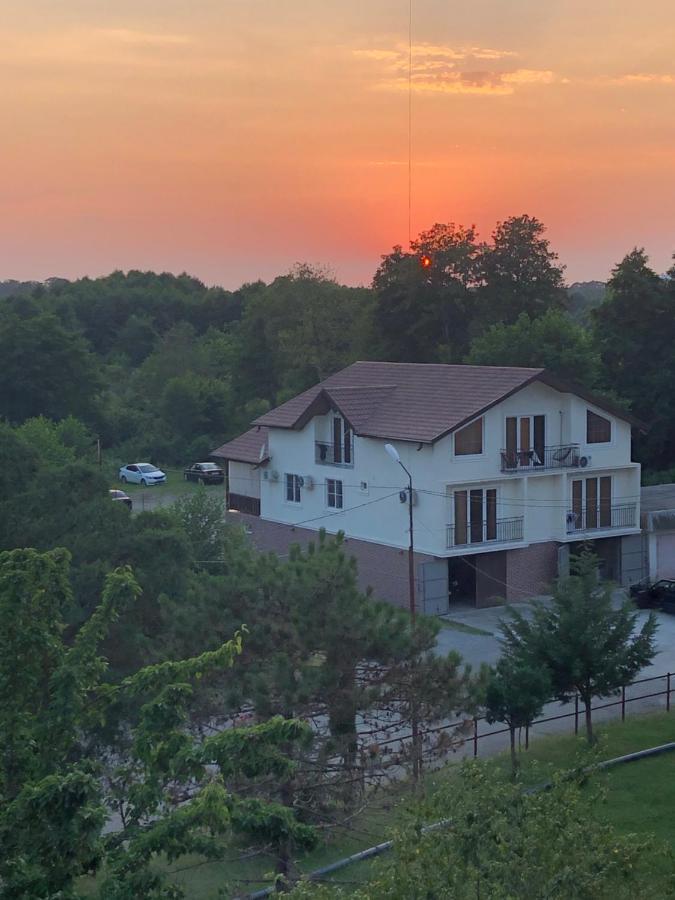 Guest House Гости Πιτσούντα Εξωτερικό φωτογραφία