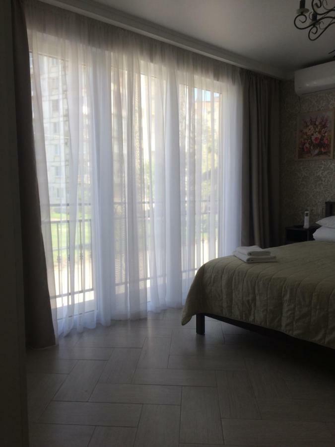 Guest House Гости Πιτσούντα Εξωτερικό φωτογραφία