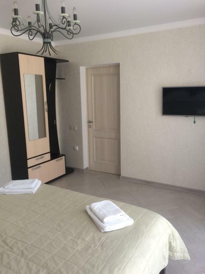 Guest House Гости Πιτσούντα Εξωτερικό φωτογραφία