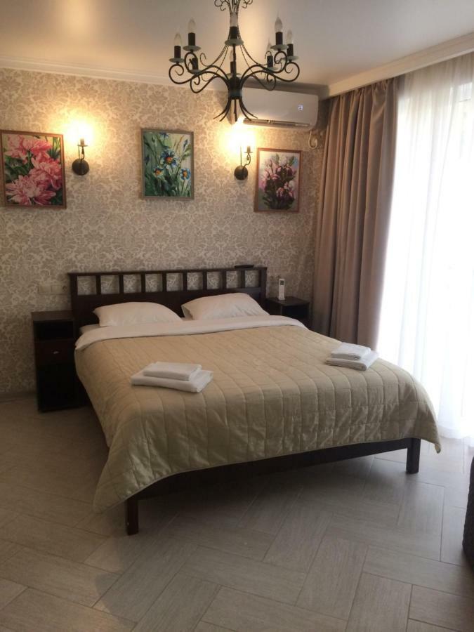 Guest House Гости Πιτσούντα Εξωτερικό φωτογραφία